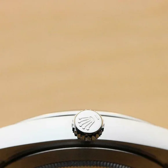 2020 Men's Rolex 41mm Gray Watch w/ box + paper - Picture 8 of 9